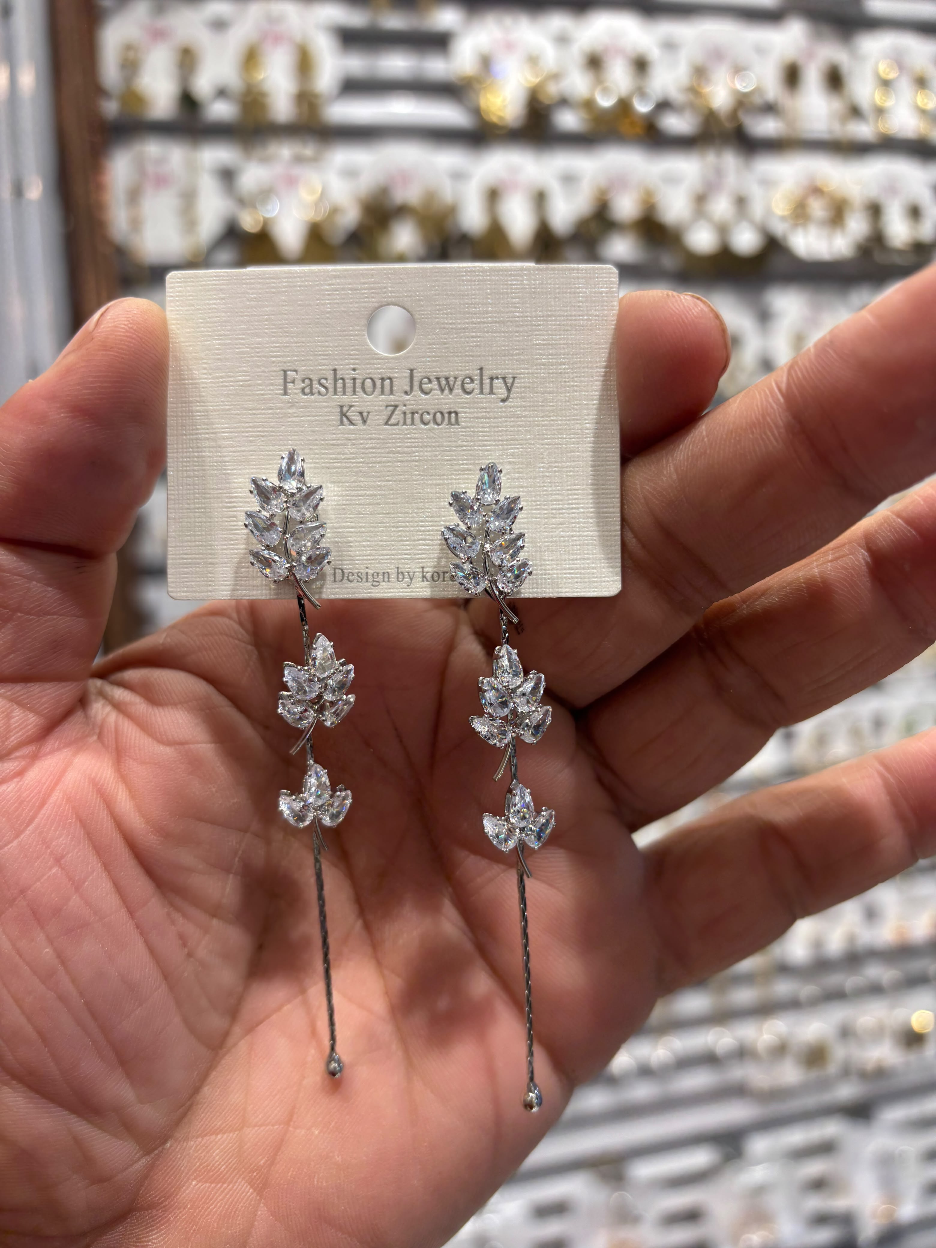 Earrings 011